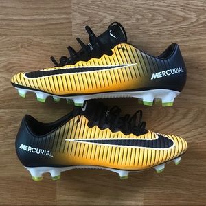 Nike Mercurial Vapor 11 FG Soccer Cleats